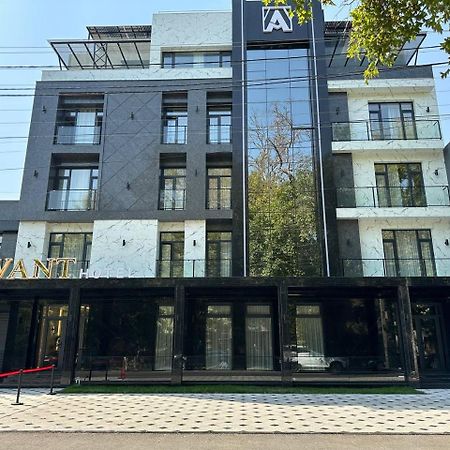 Avant Express Hotel Pool&Spa ทาชเคนต์ ภายนอก รูปภาพ